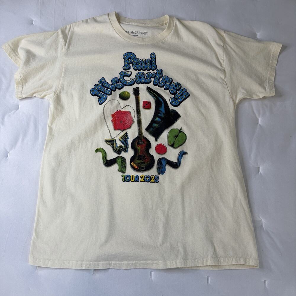 Paul McCartney Got Back 2025 tour T-shirt Size L, 100% Cotton, casual, concert
